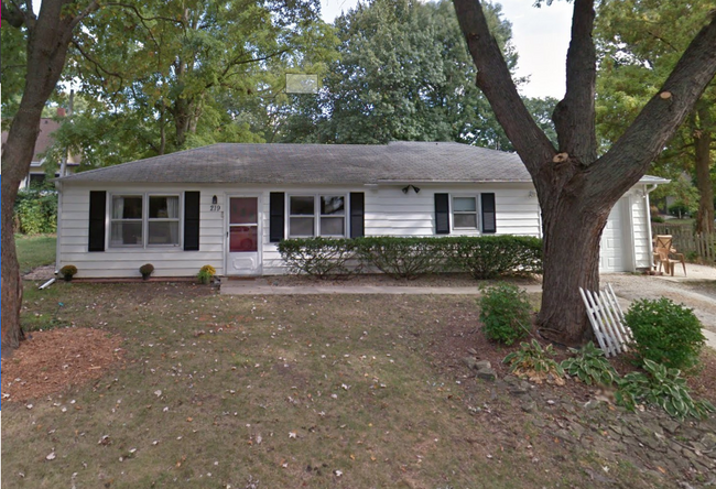 Photo - 219 Augusta St House