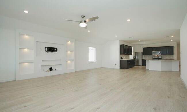 Building Photo - 31707 Melkridge Rd