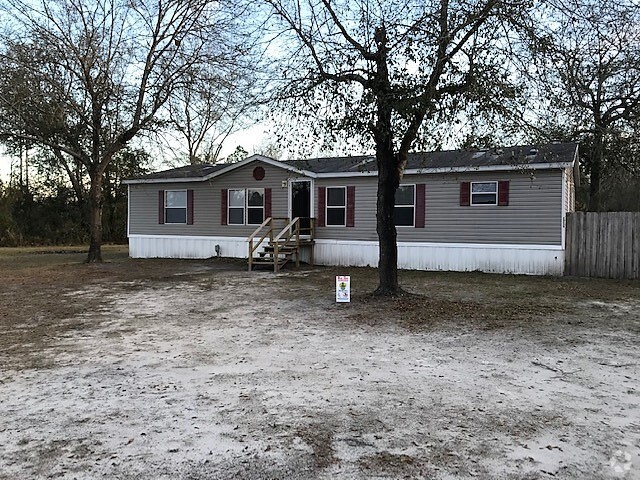 Building Photo - 28170 Rustic Woods Trail Rental