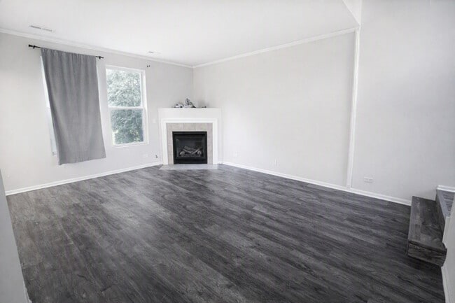 Photo - 3224 Bromley Ln