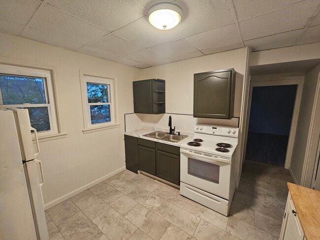 Photo - 738 Prospect Ave Unit Lower