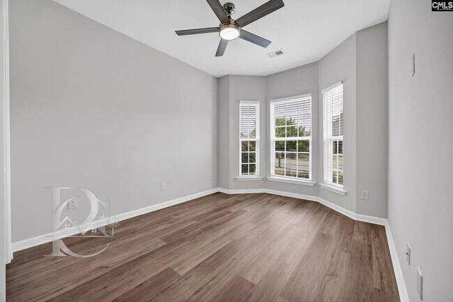 Photo - 151 Springhaven Dr