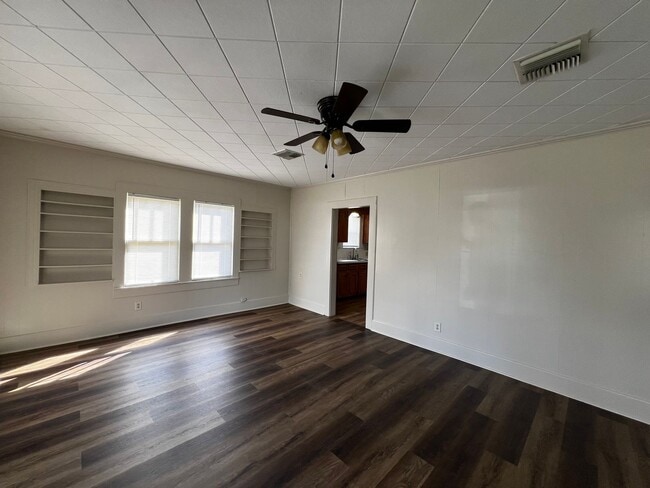 Photo - Two bedroom, One Bathroom , near UL