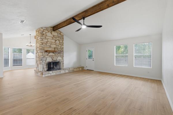 Photo - 300 Twin Oak Trail