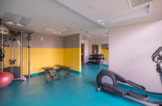 Photo - SN Ranaweera - Hale Ka Lae 2210/2212 Unit 2212