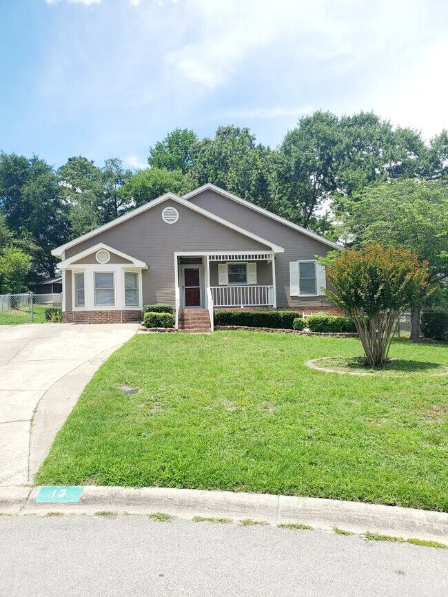 Photo - 13 Tomafield Ct