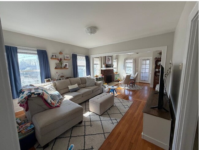 Photo - 181 Grand Ave