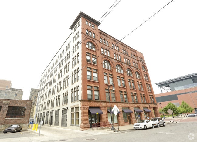 Photo - Weston Apartments