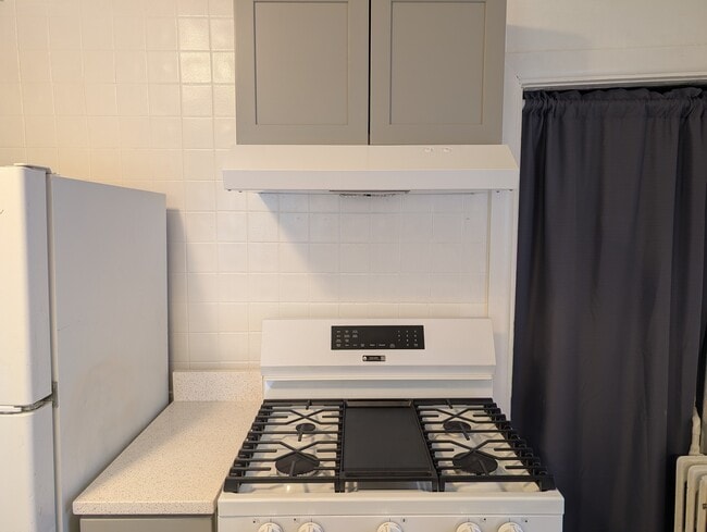 Photo - 300 Straight Ave NW