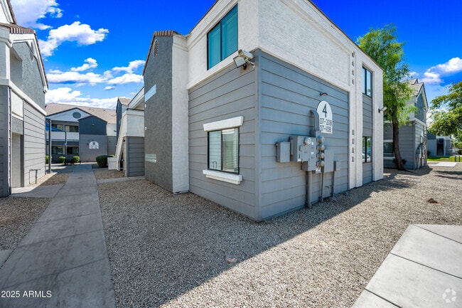 Building Photo - 3065 N 67th Ave Unit 125 Rental