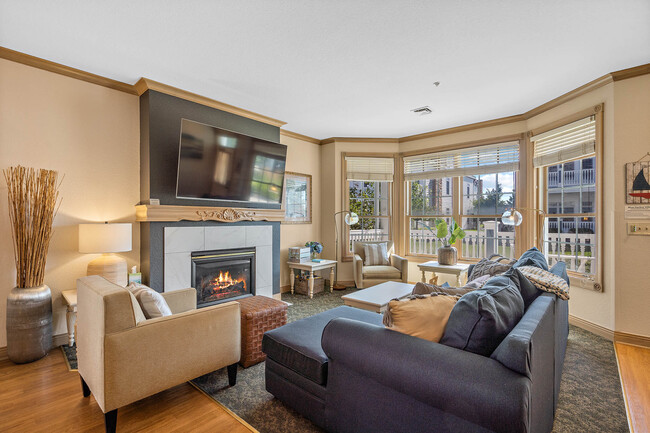 Building Photo - 435 Beachfront Dr Unit 435