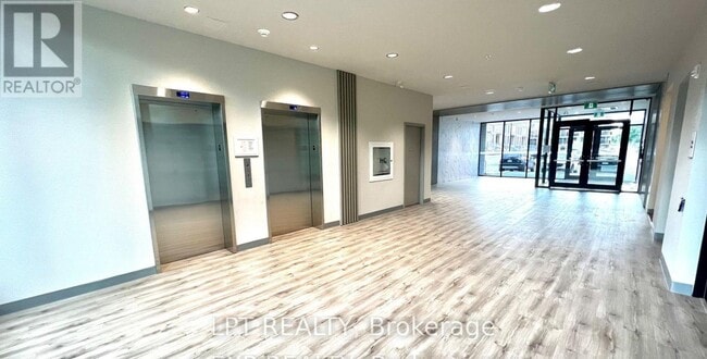 Photo - 103 Roger St Unit 415
