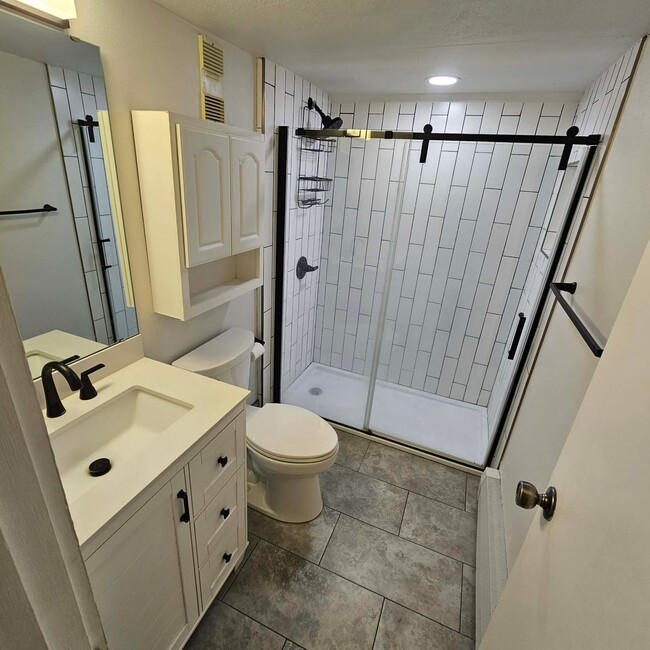 Photo - 2100 Lodgepole Cir Unit A204
