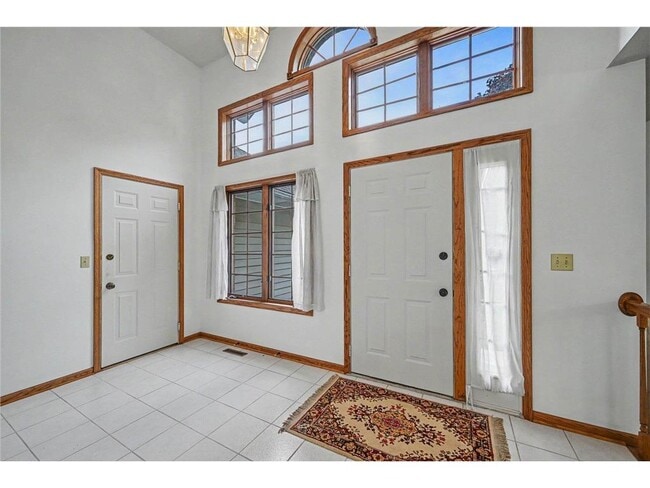 Photo - 2522 Windsor Ln