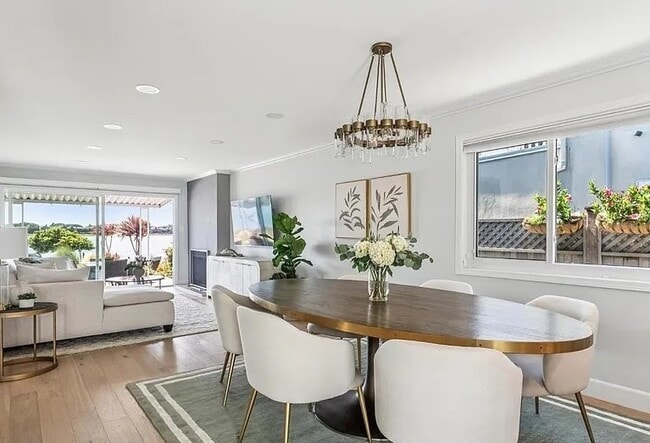 Photo - 2916 Bayview Dr