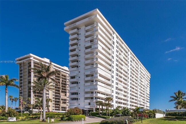 Building Photo - 1200 S Ocean Blvd Unit 9F