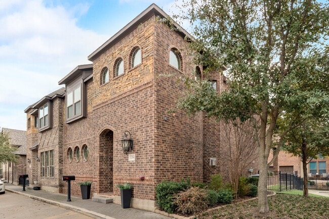 Photo - Modern 3 Bed Townhouse with Granite Countertops and Hardwood Floors in Keller, TX