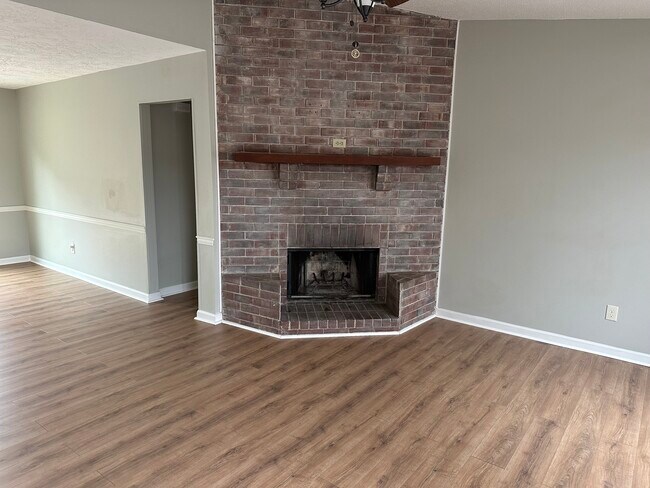 Photo - 146 Muirfield Ct