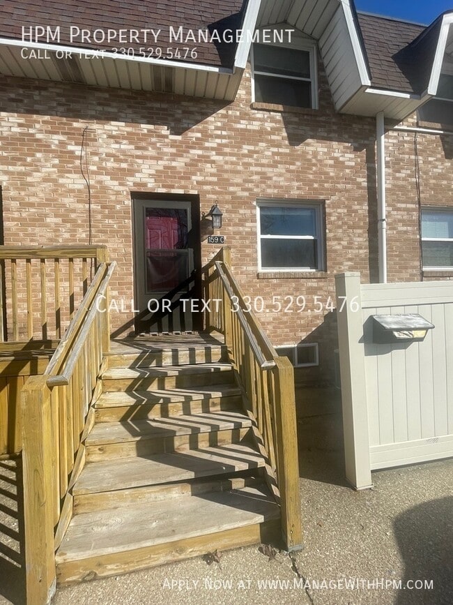 Photo - 159 W Overdale Dr