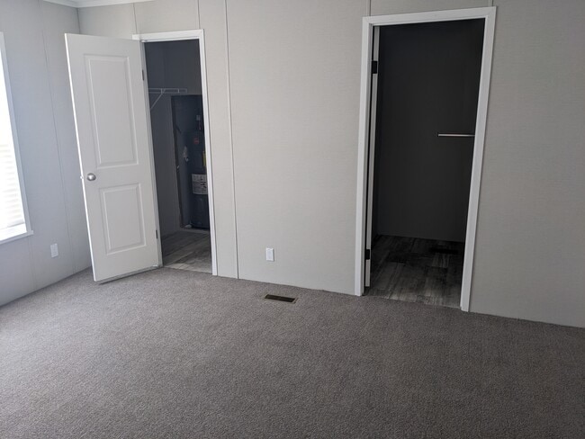 Photo - 300 Forrest Ave