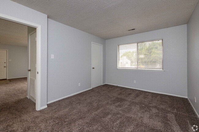 Photo - Whitehall Apartments