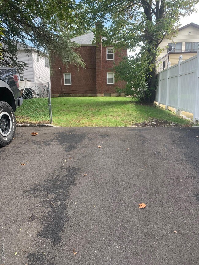 Photo - 71 Evergreen Ave