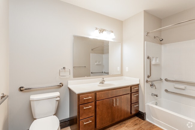 2BR, 1BA - 1,001 SF - Bathroom - Garfield School