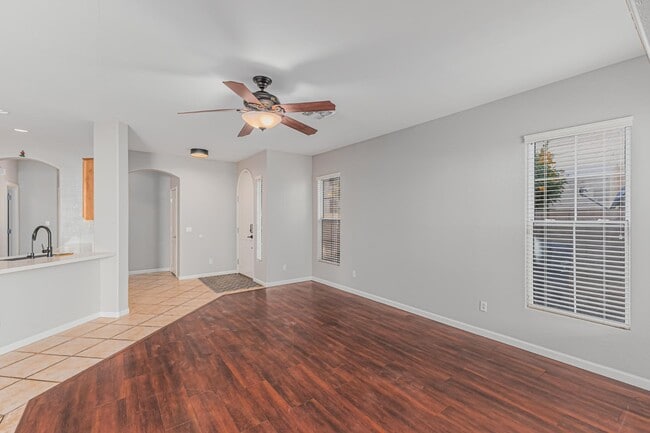 Photo - 2058 E Flint St