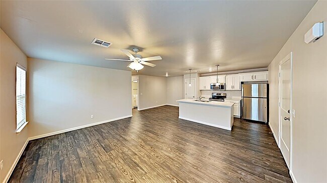 Photo - 4920 Avion Ct