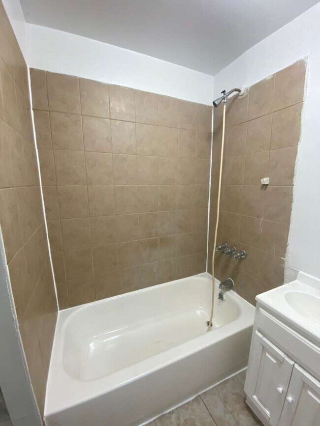Photo - 119 Ludlow St Unit 1