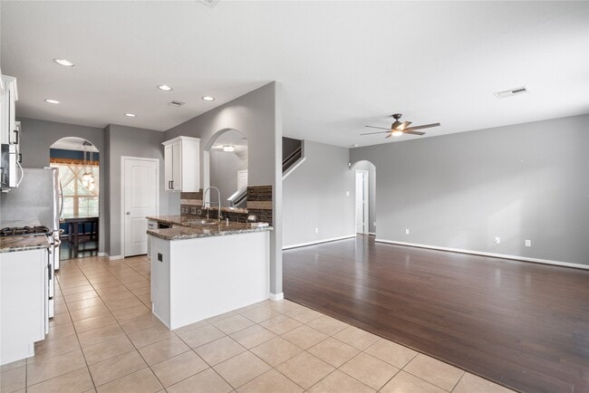 Photo - 8923 Jordi Dr