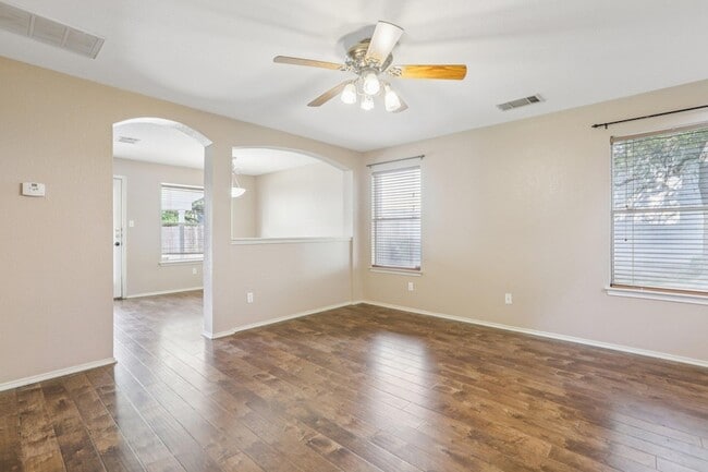 Photo - 1132 Pine Portage Loop