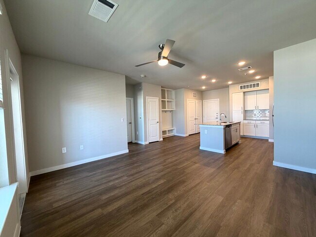 Photo - 1700 Daleside Ln Condo Unit 071102