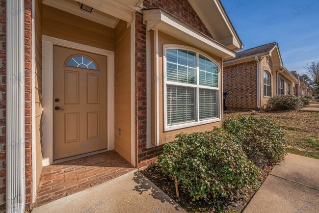 Photo - 1612 Stanley Drive