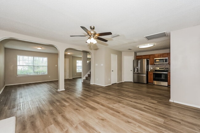 Photo - 1213 Singletree Ct