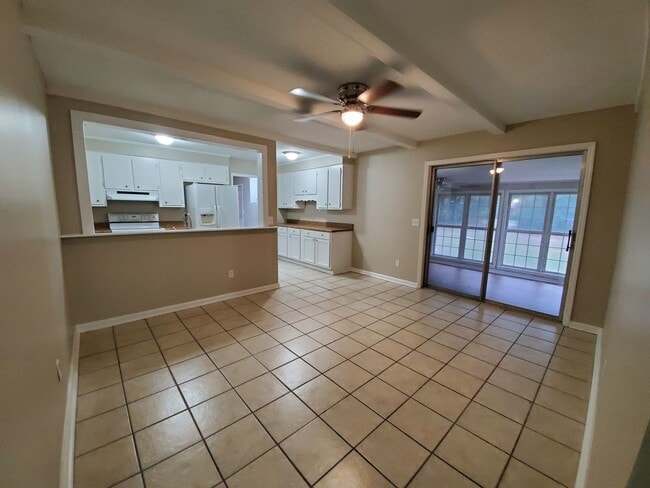 Photo - 203 Wilburn Rd