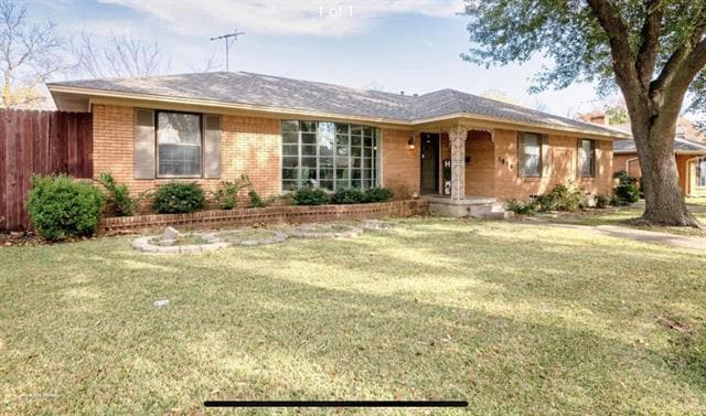 Photo - 1806 Robin Ln