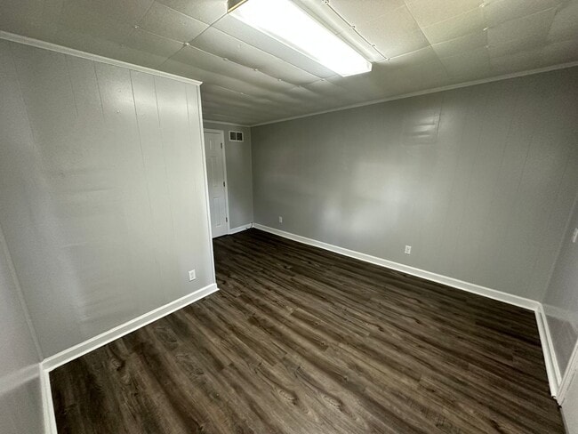 Photo - 1 Bedroom 1 Bath Apartment in Murray Unit 904 Coldwater Road #2