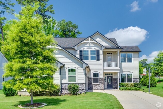 Building Photo - Gorgeous 4 bed 3.5 bath French country hom... Rental