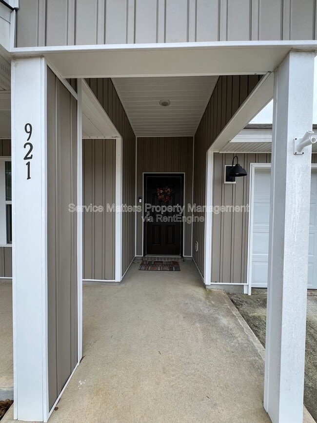 Photo - 921 Lovebird Ct