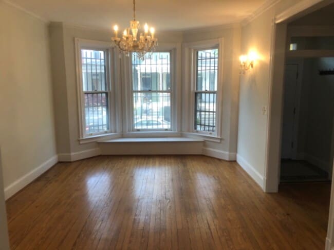 Photo - 1732 Church St NW