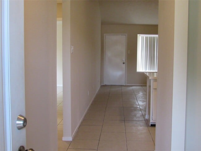 Photo - 7623 Silver Cloud Ln