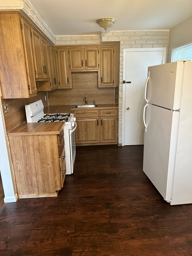 Photo - 78 E Longfellow Ave