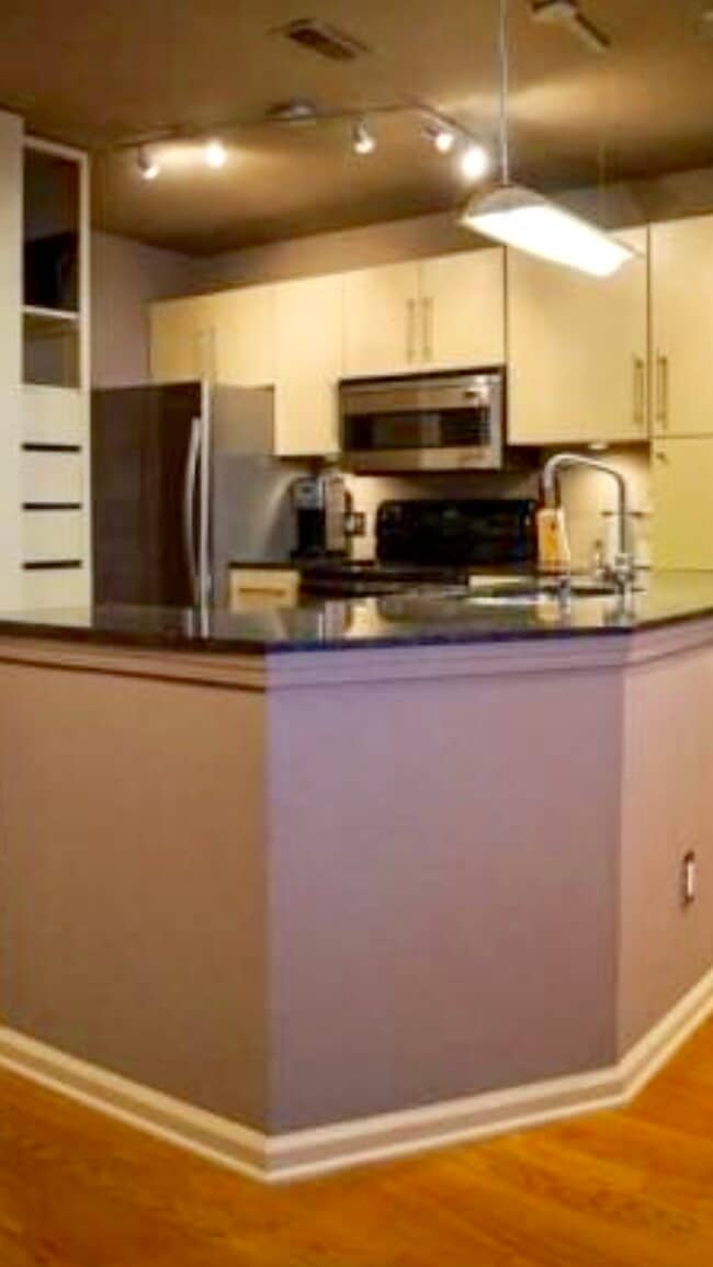 Cocina - 920 E 62nd St Unidad U6