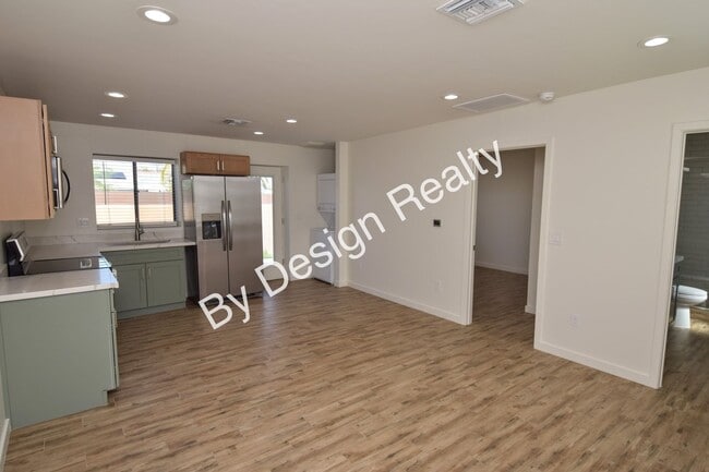 Photo - Contemporary 1 Bed 1 Bath with Beautiful Finishes, Private Yard & Off-Street Parking