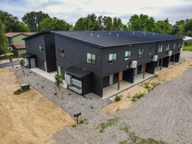 Building Photo - 218 Reda Ln