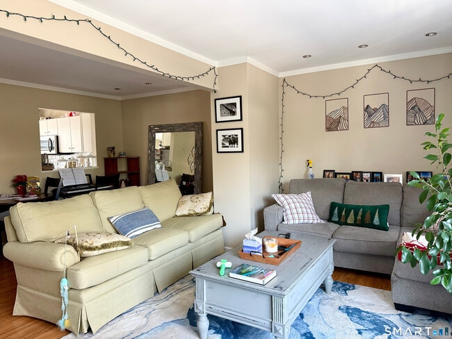 Photo - 133 Clearview Ct