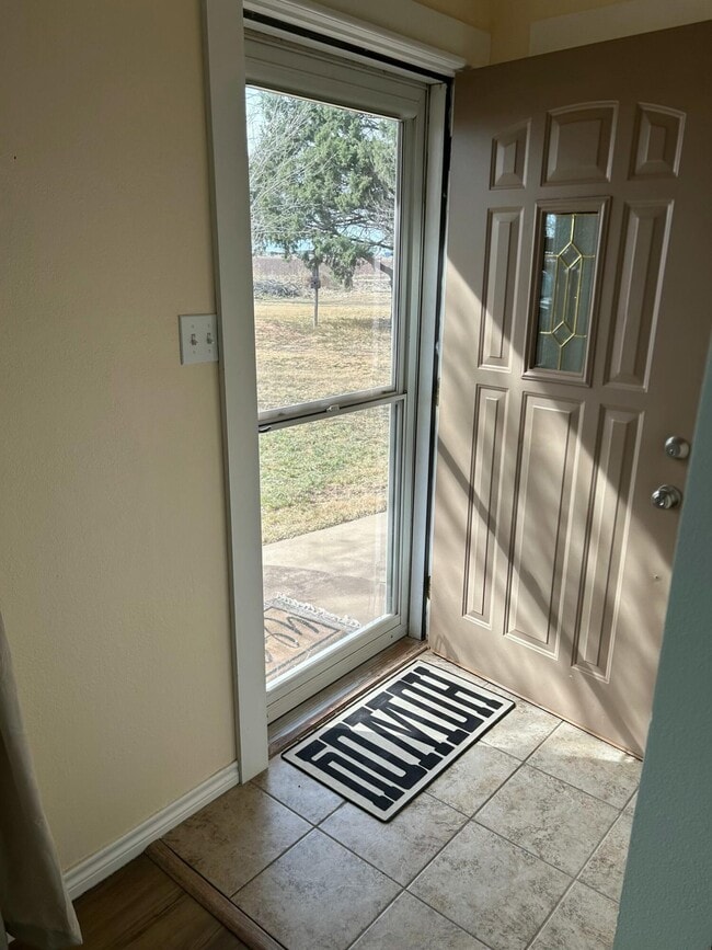Photo - 3006 N County Rd 3500
