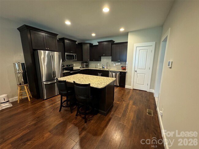 Photo - 3595 Still Knoll Ln