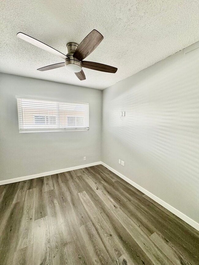 Photo - 7524 Sepulveda Blvd